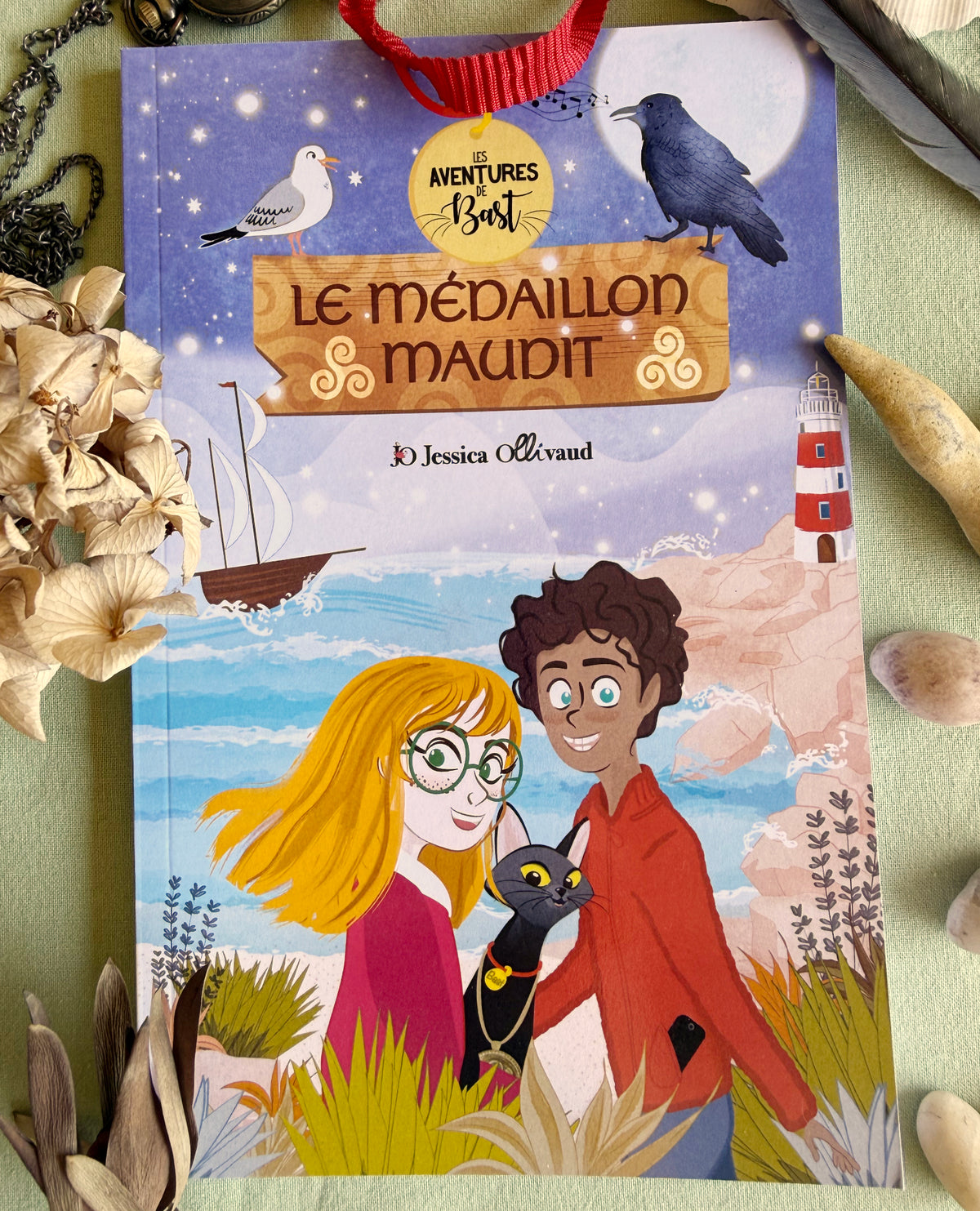 Les aventures de Bast - Le Médaillon maudit